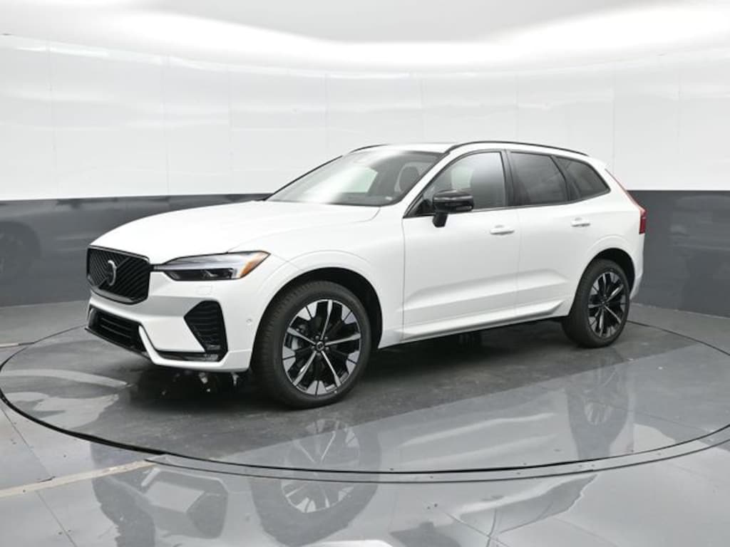 New 2026 Volvo XC60 B5 Plus SUV