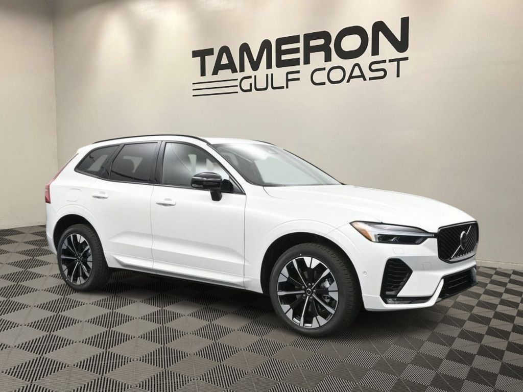 2026 Volvo XC60 B5 Plus Dark AWD's photo