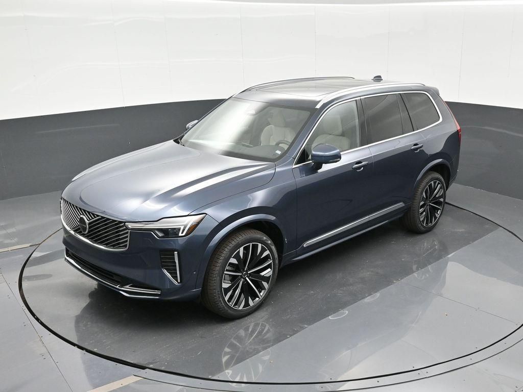 2026 Volvo XC90 Plus - Photo 24