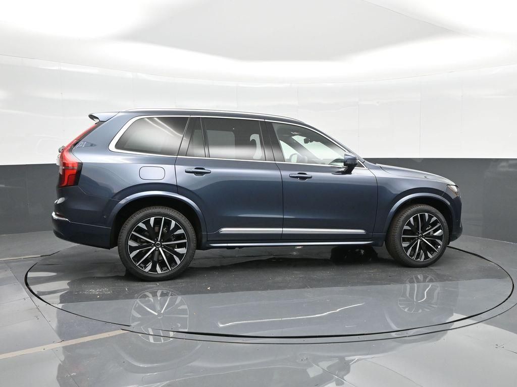 2026 Volvo XC90 Plus - Photo 4