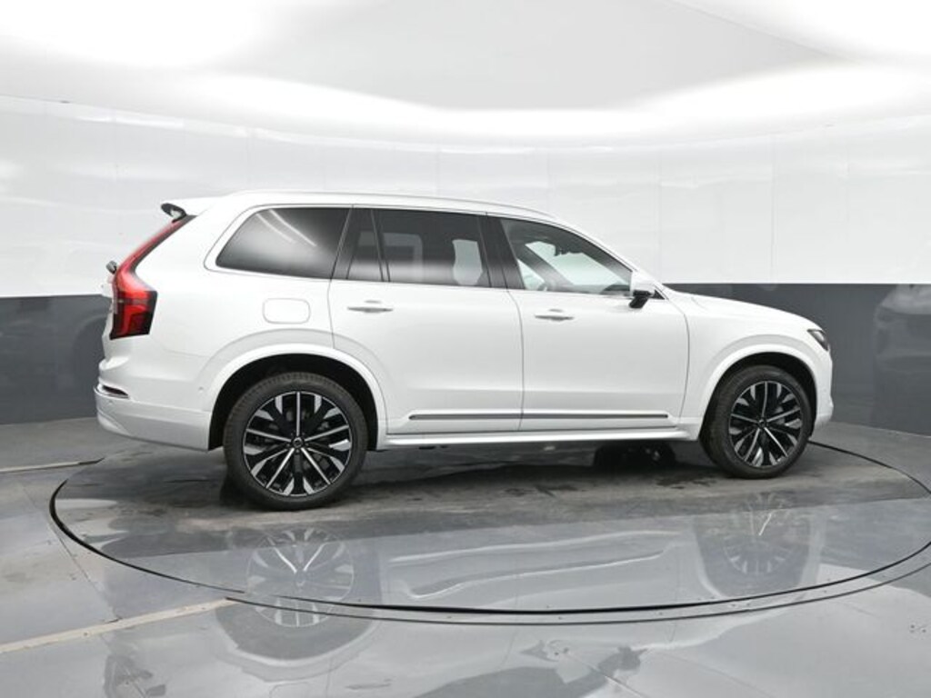 New 2026 Volvo XC90 B6 Plus 7-Seater SUV