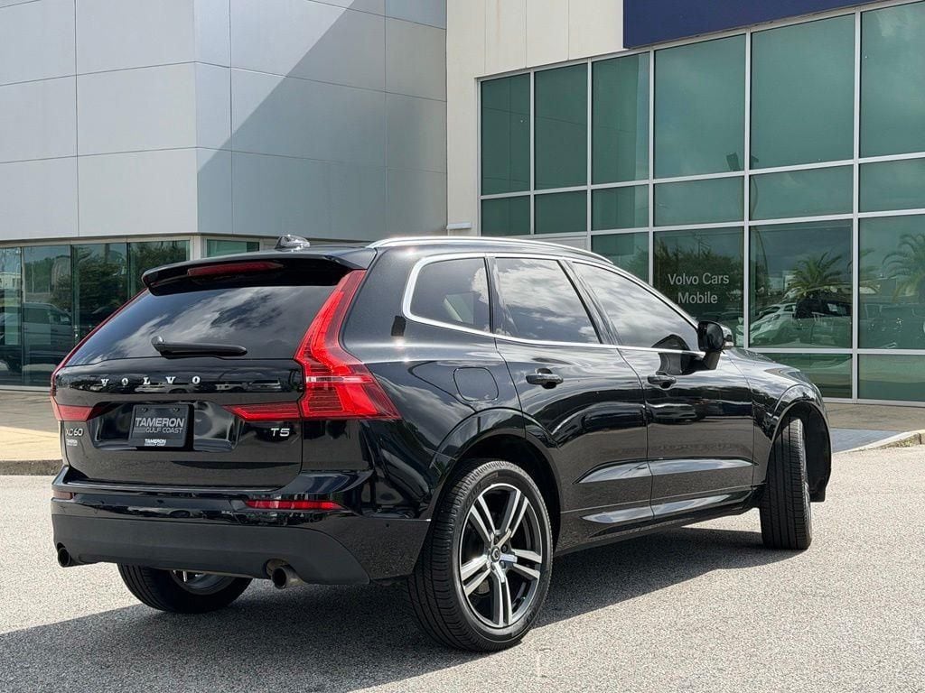 Used 2019 Volvo XC60 T5 Momentum SUV