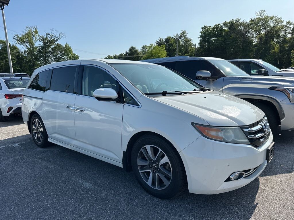 Used 2016 Honda Odyssey Touring Van Passenger Van