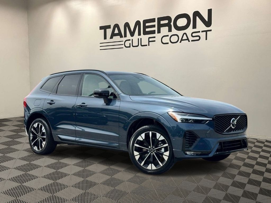 2026 Volvo XC60 B5 Plus Dark AWD's photo