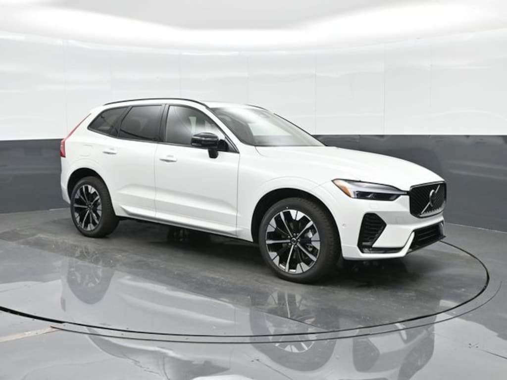 New 2026 Volvo XC60 B5 Plus SUV