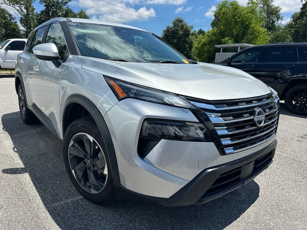 Used 2024 Nissan Rogue SV SUV