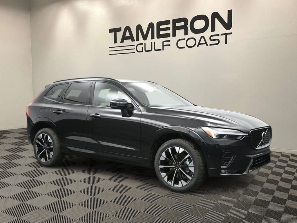 2026 Volvo XC60 B5 Plus Dark AWD's photo