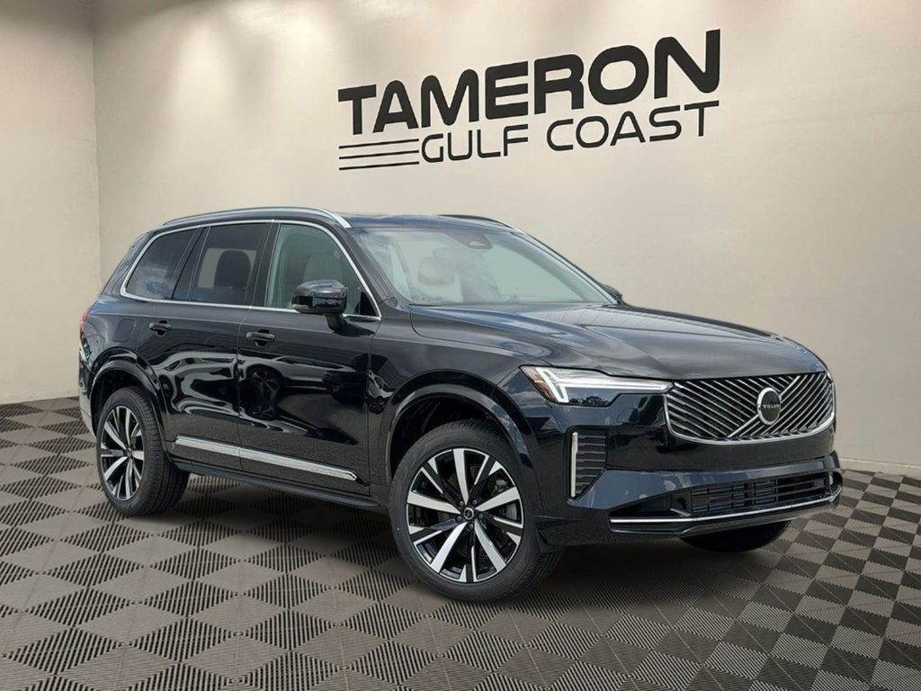 2026 Volvo XC90 Core