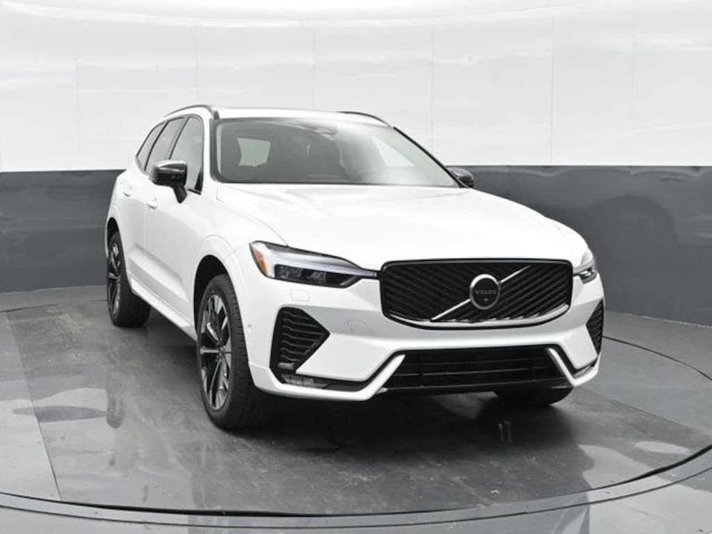 New 2026 Volvo XC60 B5 Plus SUV