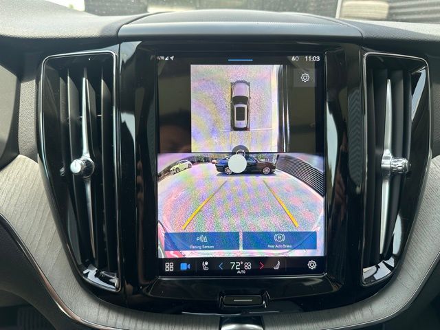 2025 Volvo XC60 Plus - Photo 25