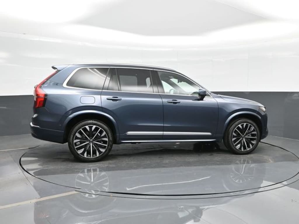 New 2026 Volvo XC90 B6 Plus 7-Seater SUV