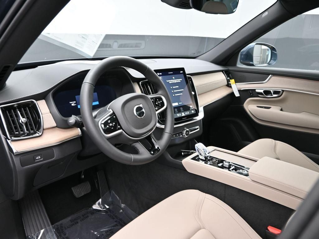 2026 Volvo XC90 Core - Photo 7