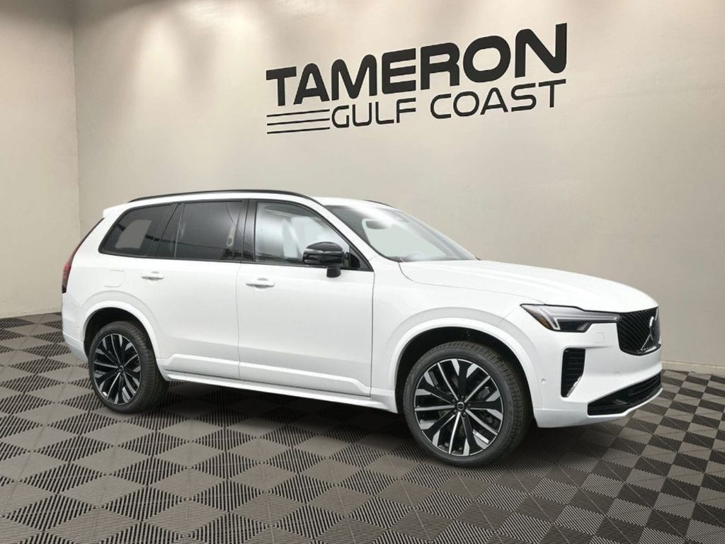 2026 Volvo XC90 B6 Ultra Dark 7-Seater 4WD's photo