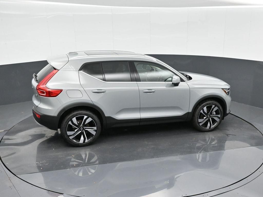 2025 Volvo XC40 Ultra - Photo 18