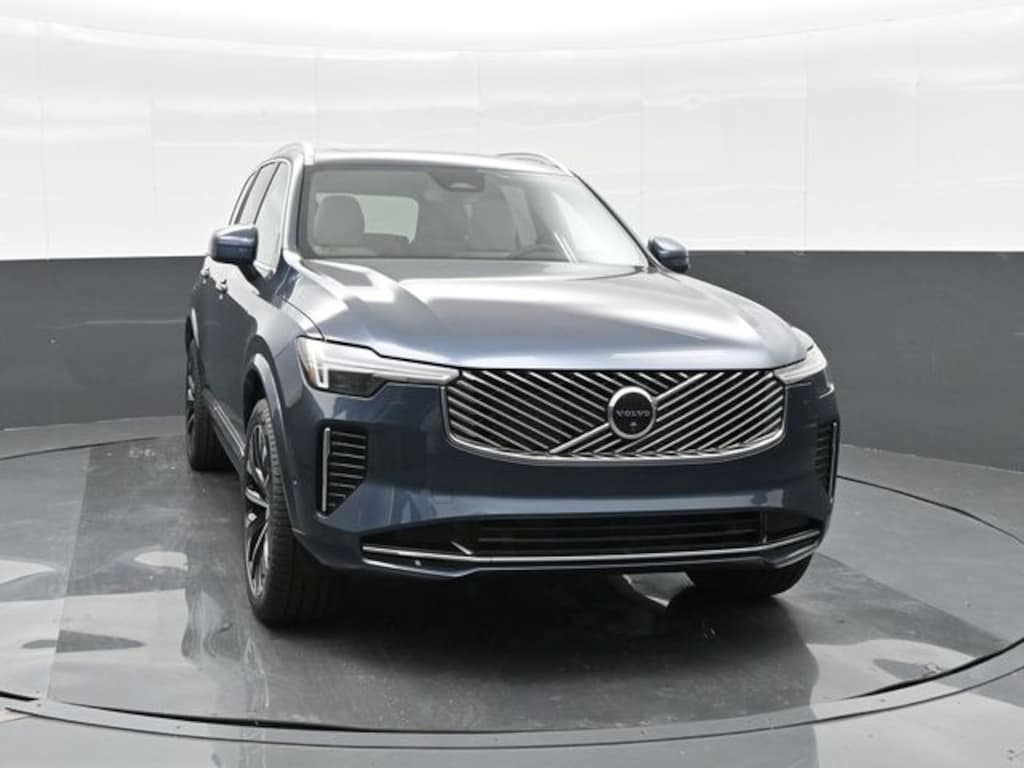 New 2026 Volvo XC90 B6 Plus 7-Seater SUV