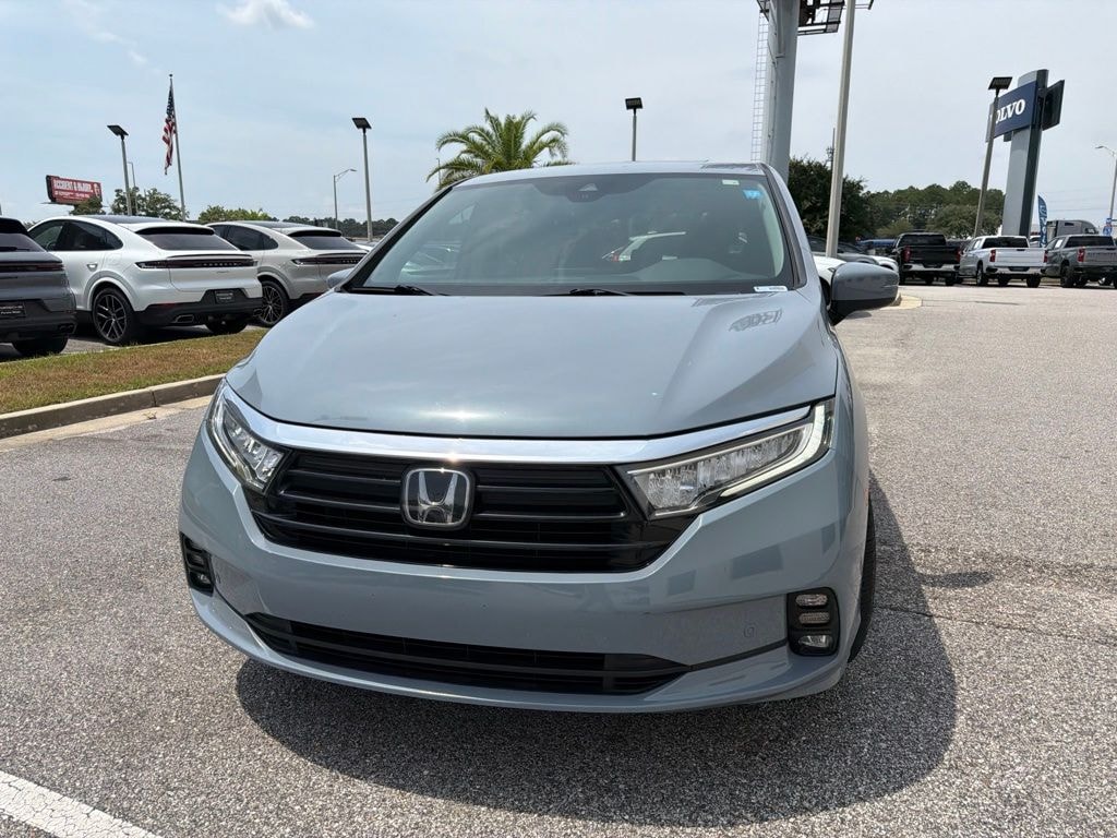 Used 2023 Honda Odyssey Elite Van