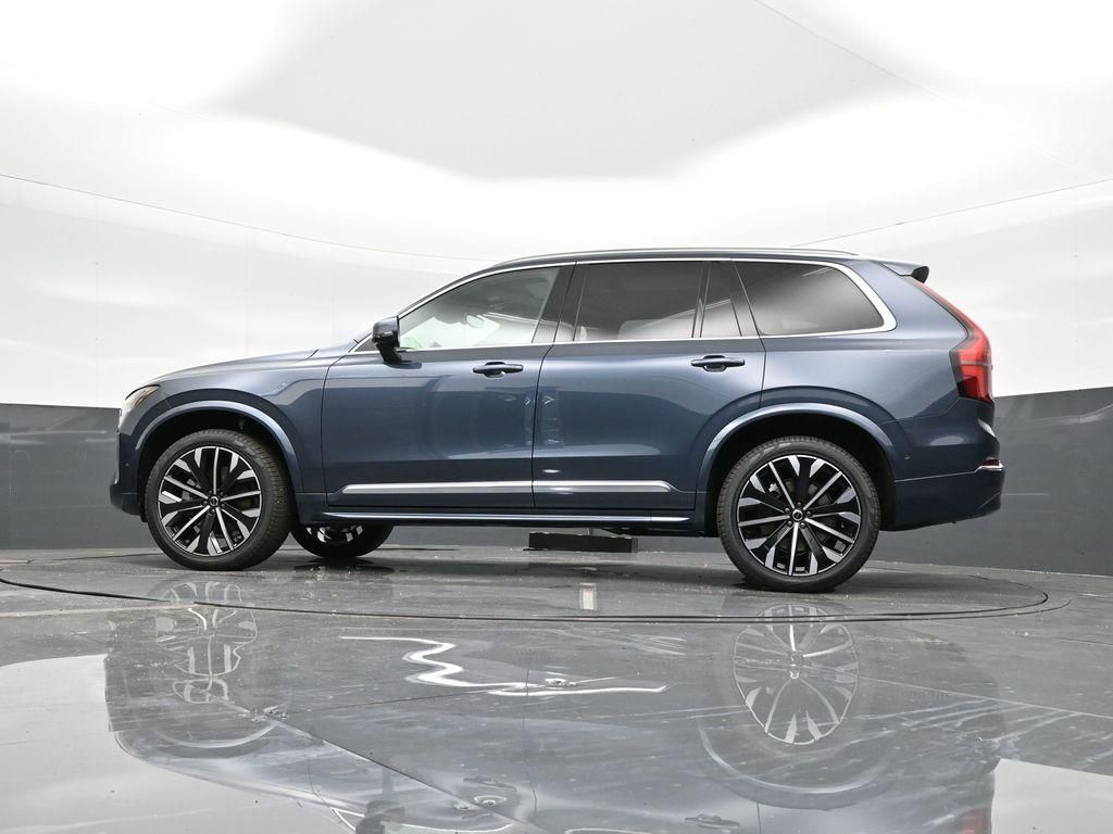 2026 Volvo XC90 Plus - Photo 30