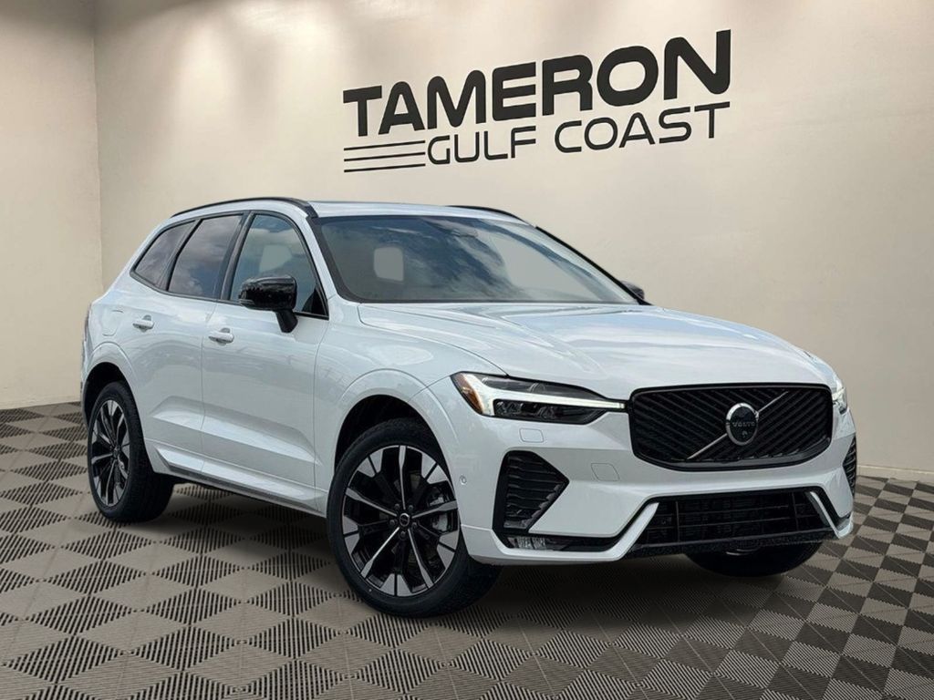 2026 Volvo XC60 B5 Plus Dark AWD's photo