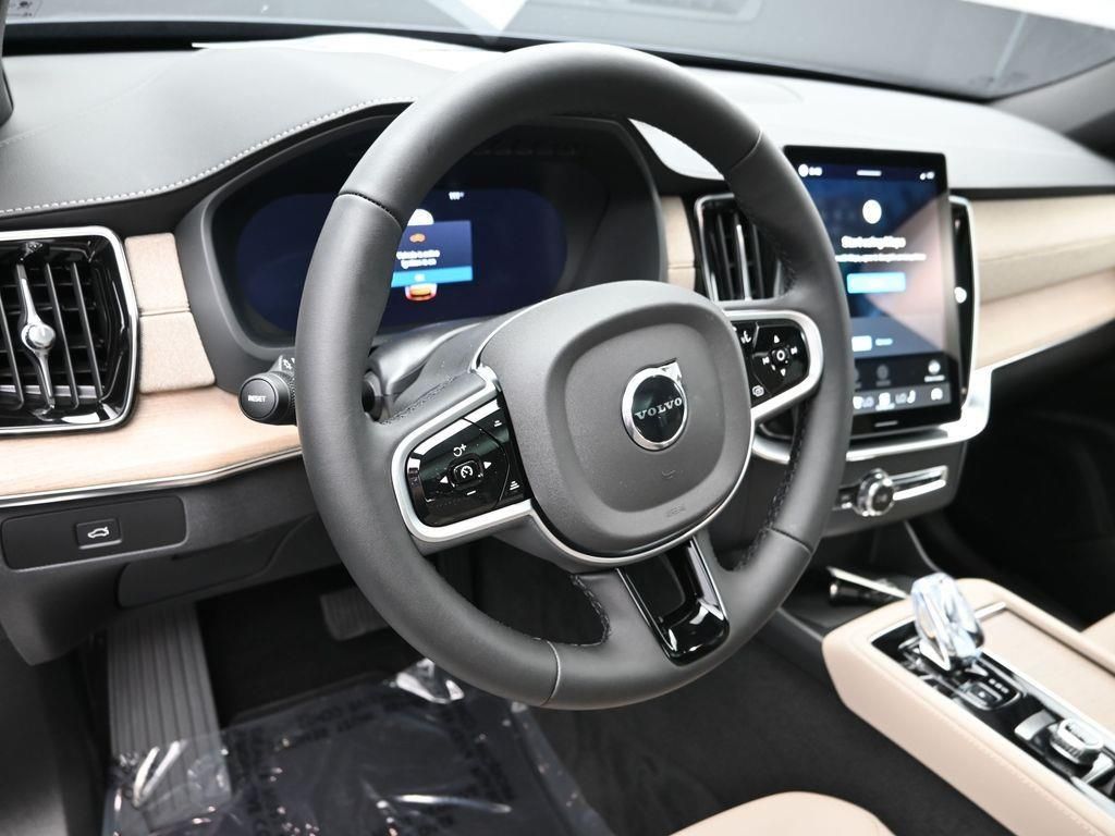 2026 Volvo XC90 Core - Photo 13