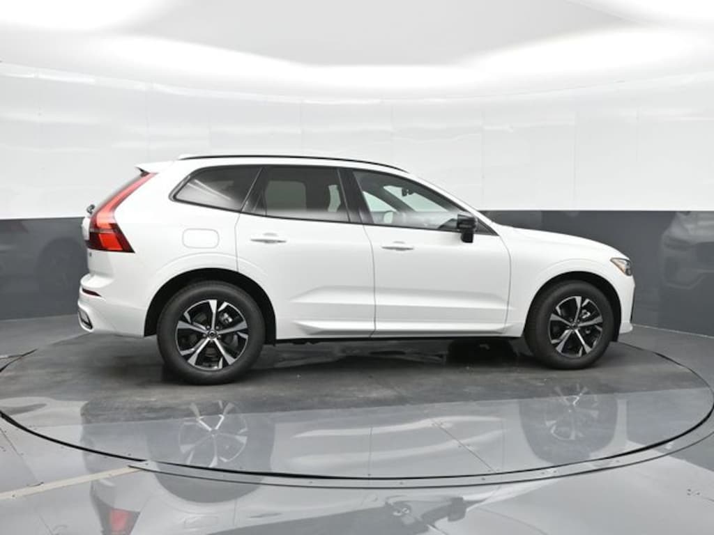 Used 2026 Volvo XC60 B5 Core SUV