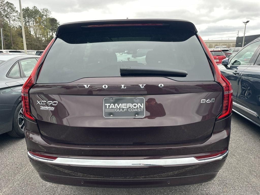 New 2026 Volvo XC90 B6 Core SUV