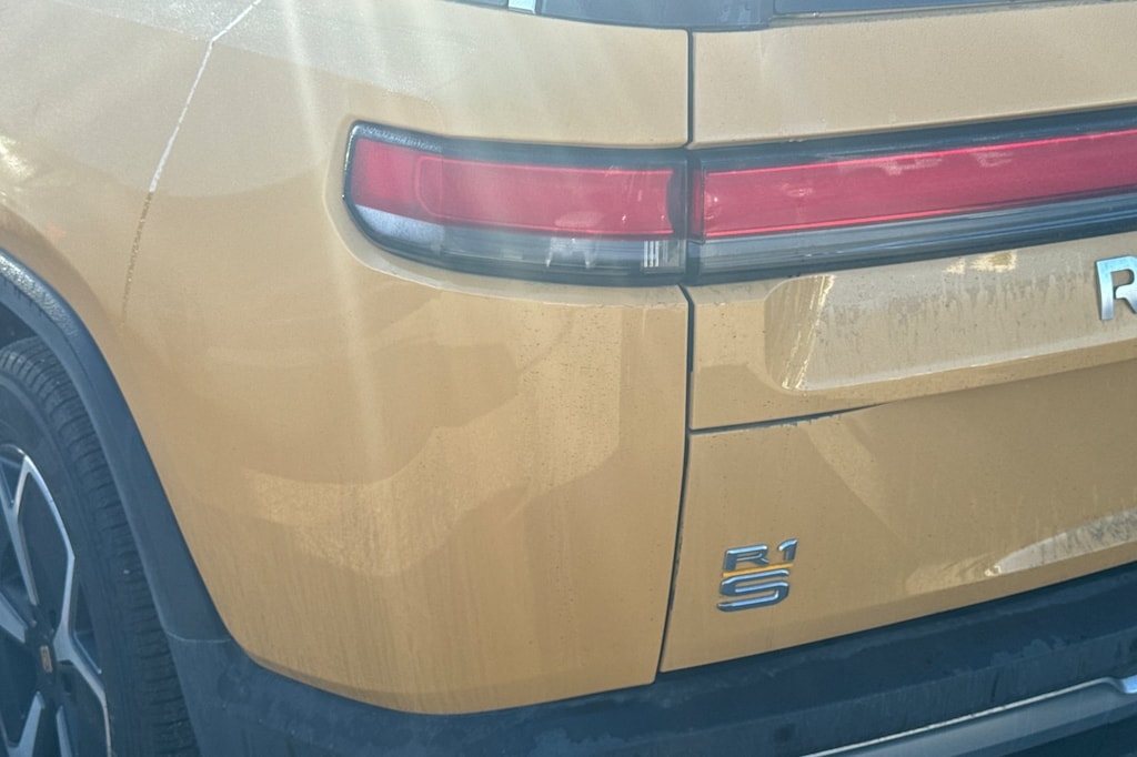 Used 2023 Rivian R1S Adventure Quad Motor Large Pack SUV