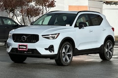 2026 Volvo XC40 B5 Plus AWD SUV