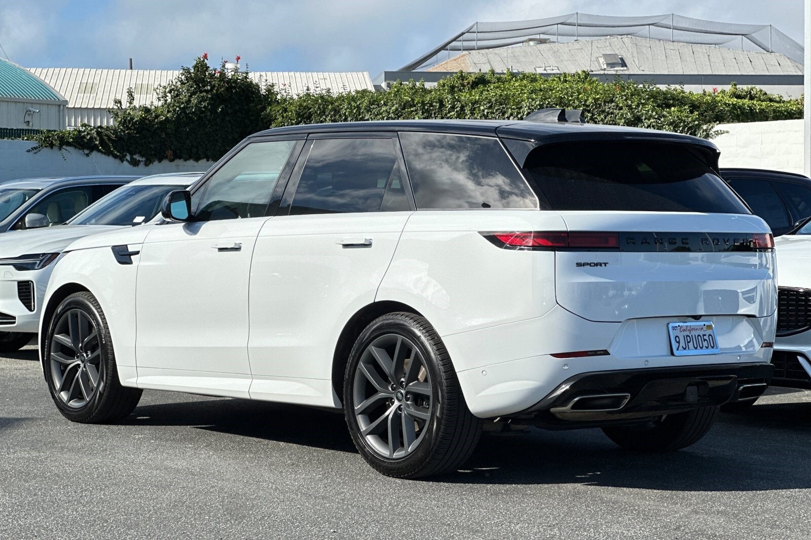 2024 Land Rover Range Rover Sport SE photo 3