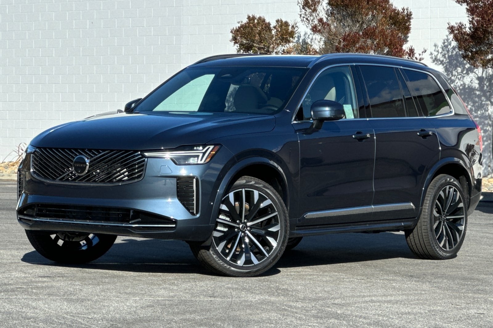 2026 Volvo XC90 Plus