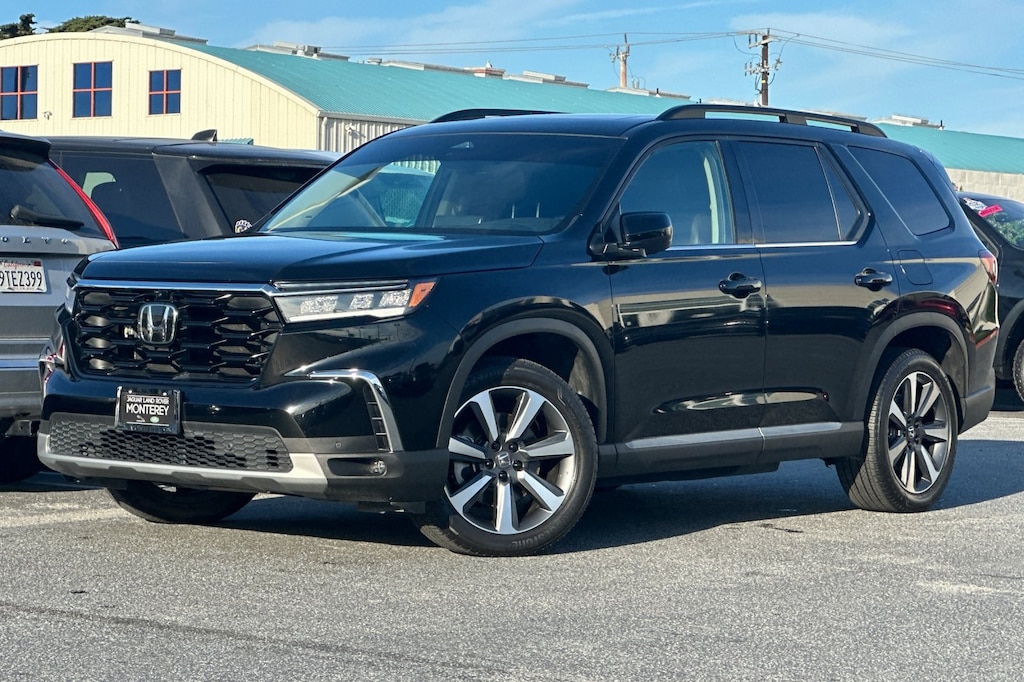 Used 2024 Honda Pilot Elite SUV