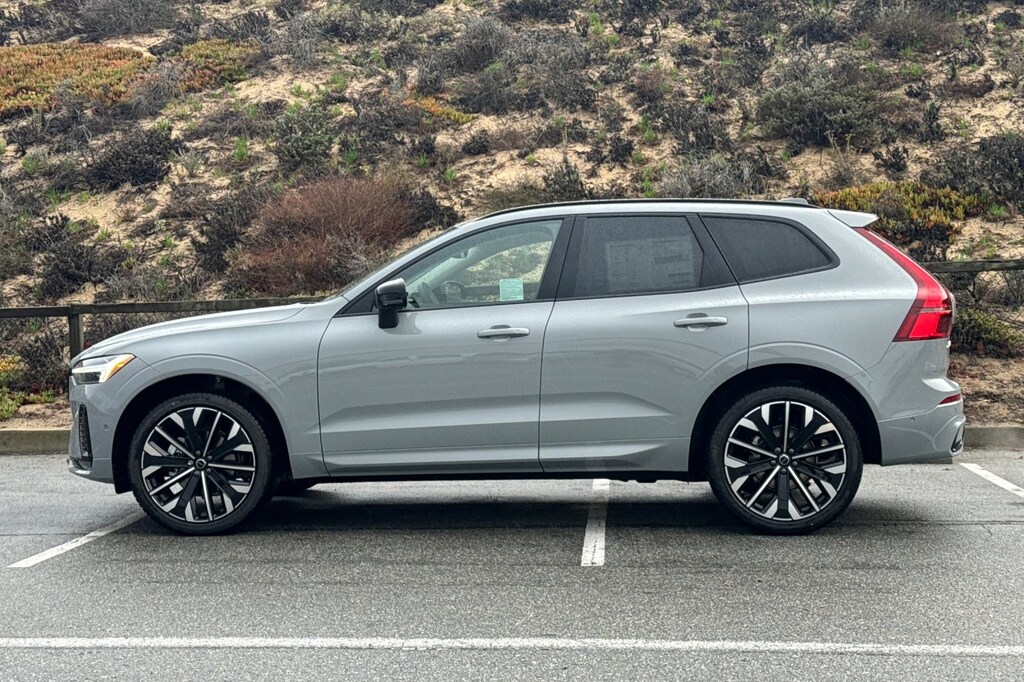 New 2026 Volvo XC60 B5 Ultra SUV