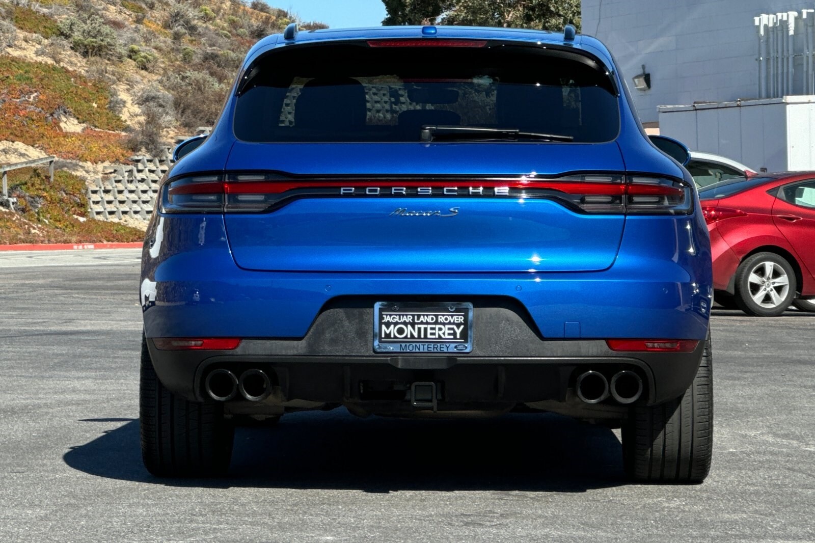 2021 Porsche Macan S photo 3