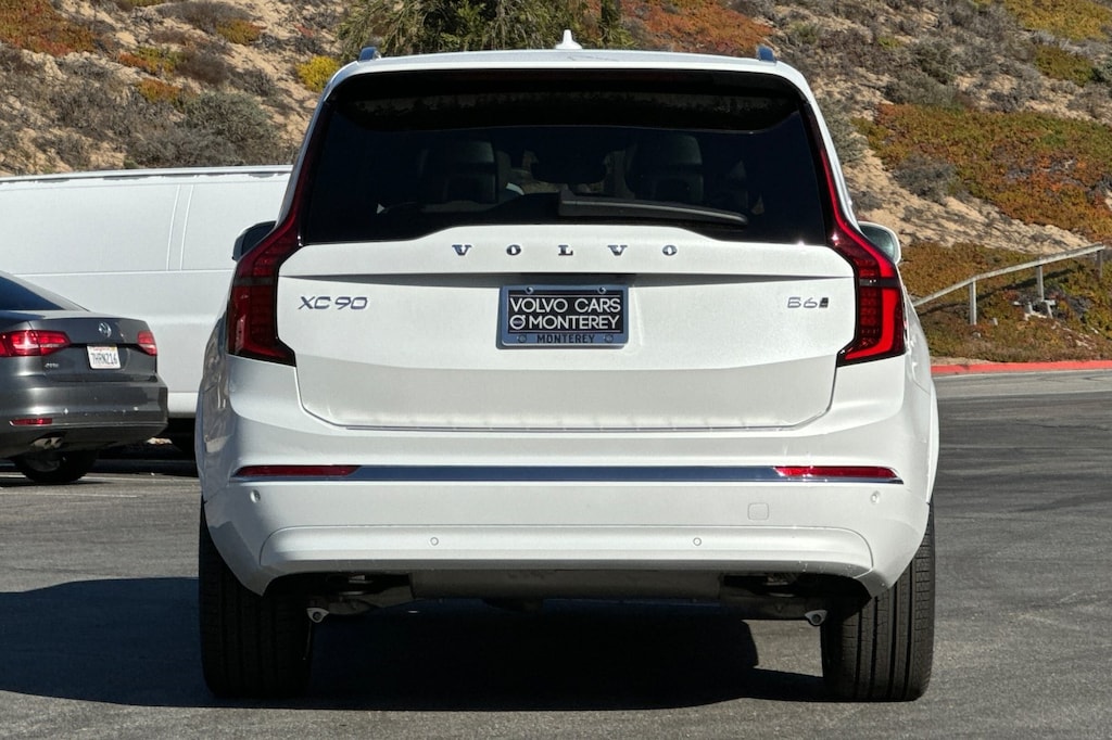 New 2026 Volvo XC90 B6 Plus 7-Seater SUV
