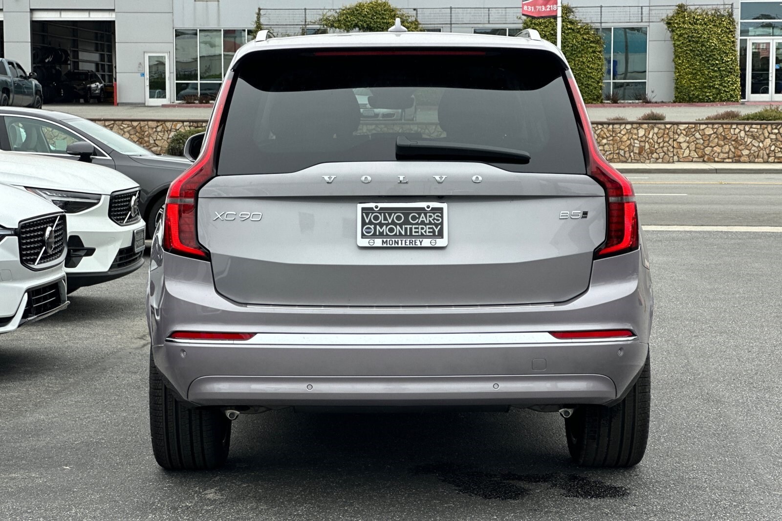2026 Volvo XC90 B5 Plus photo 4