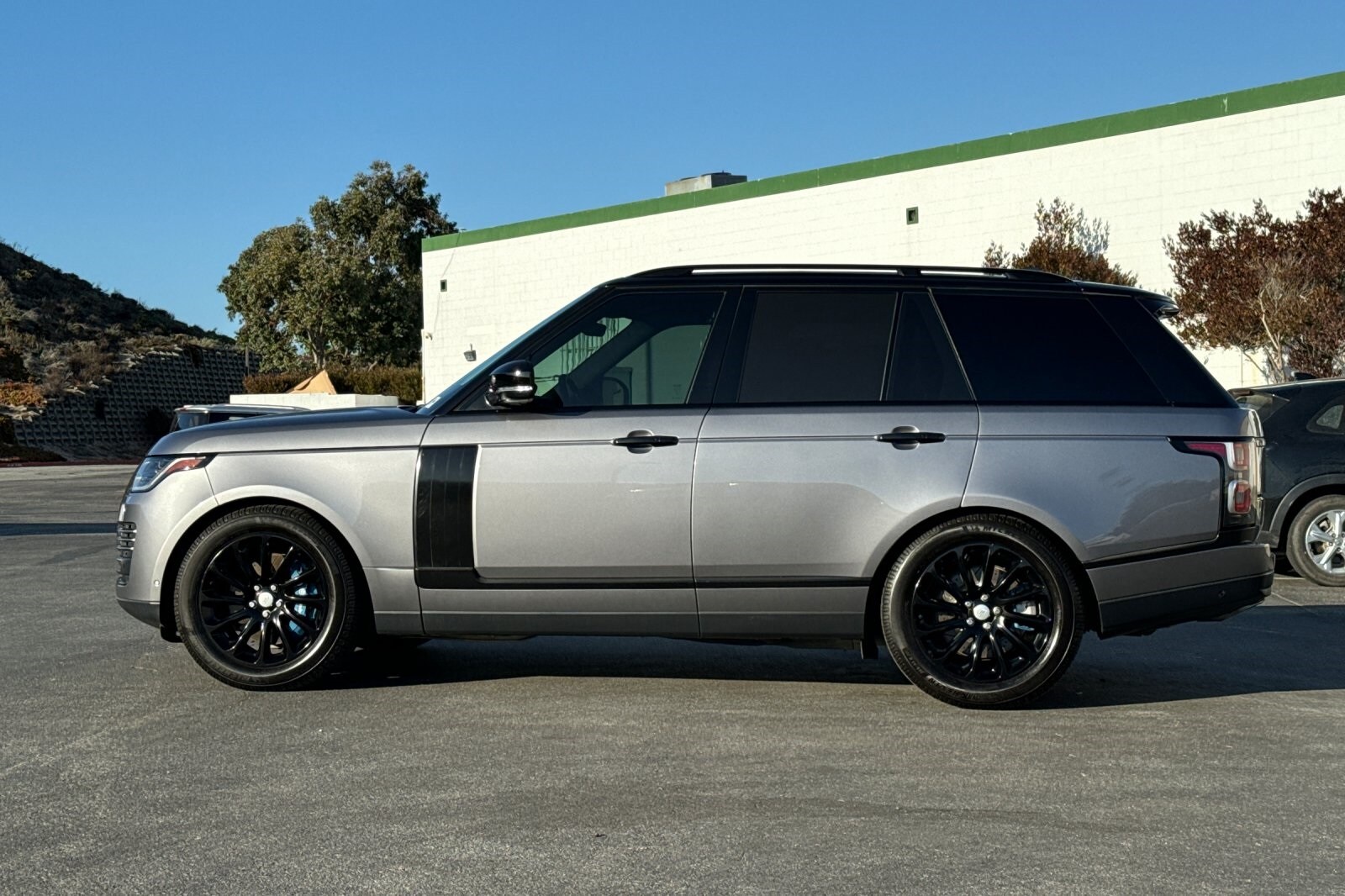 2020 Land Rover Range Rover HSE photo 2