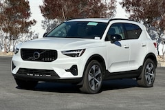 2026 Volvo XC40 B5 Plus AWD SUV