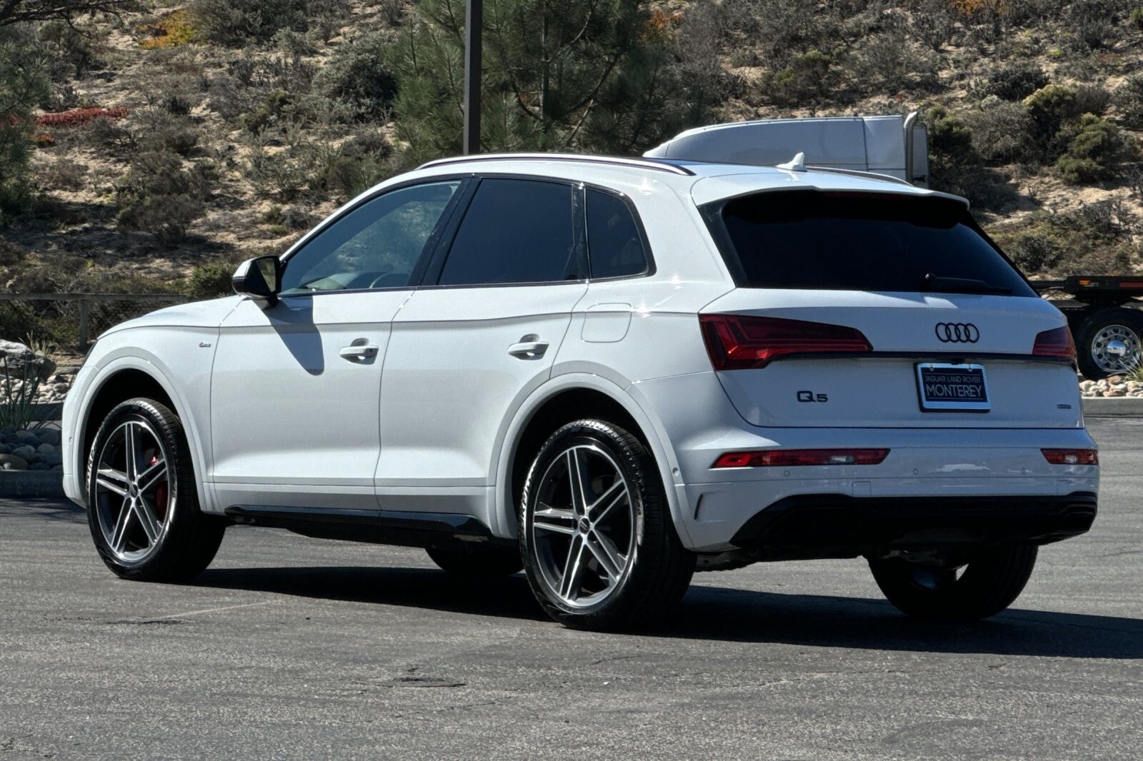 2024 Audi Q5 55 S line Premium photo 2