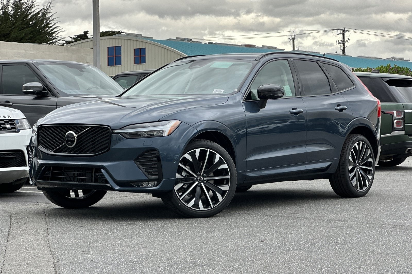 2026 Volvo XC60 Ultra's photo