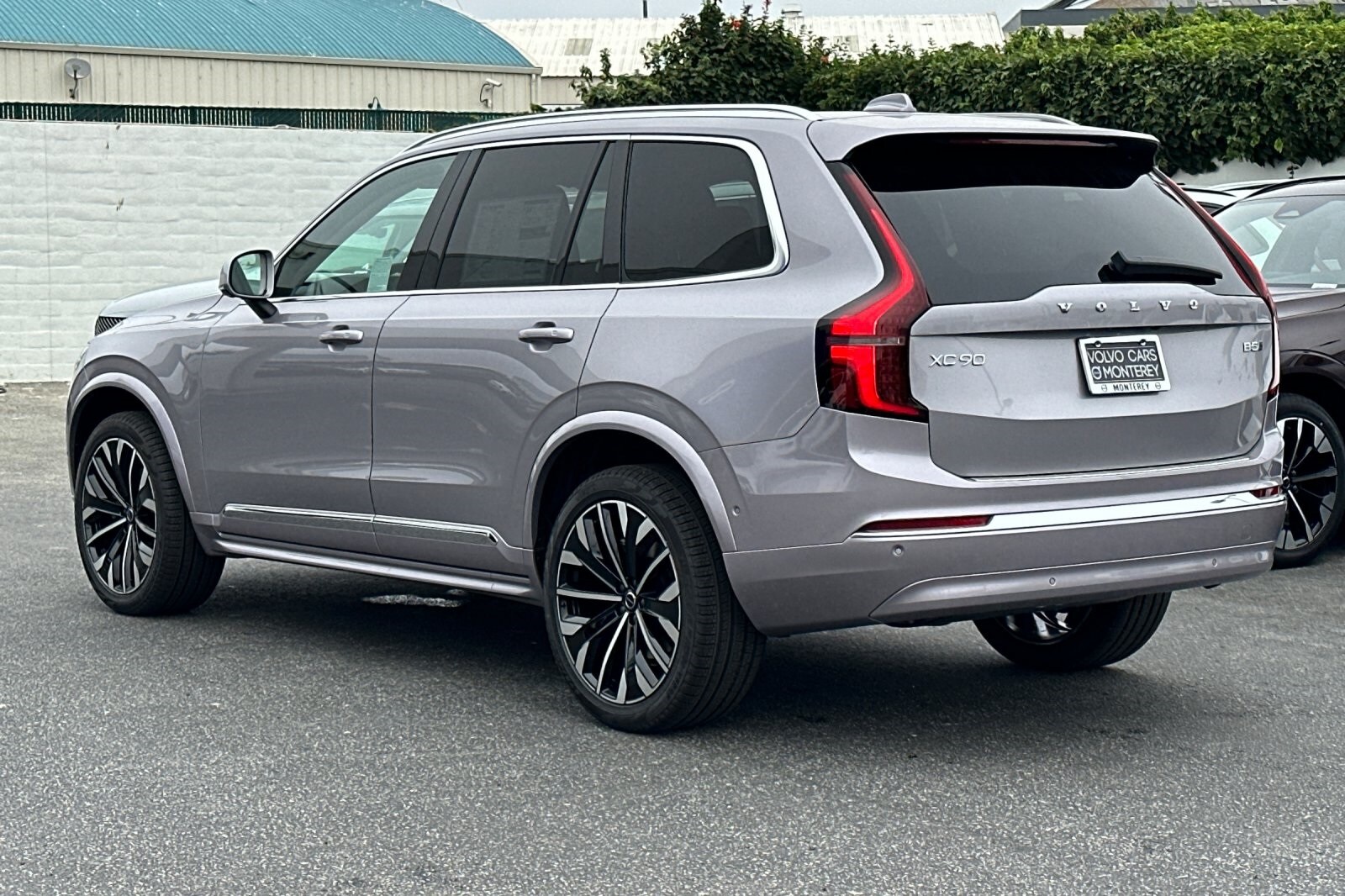 2026 Volvo XC90 B5 Plus photo 3
