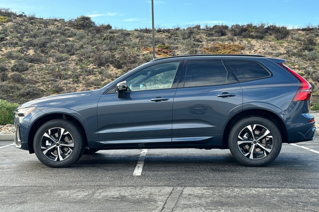 New 2026 Volvo XC60 B5 Core SUV