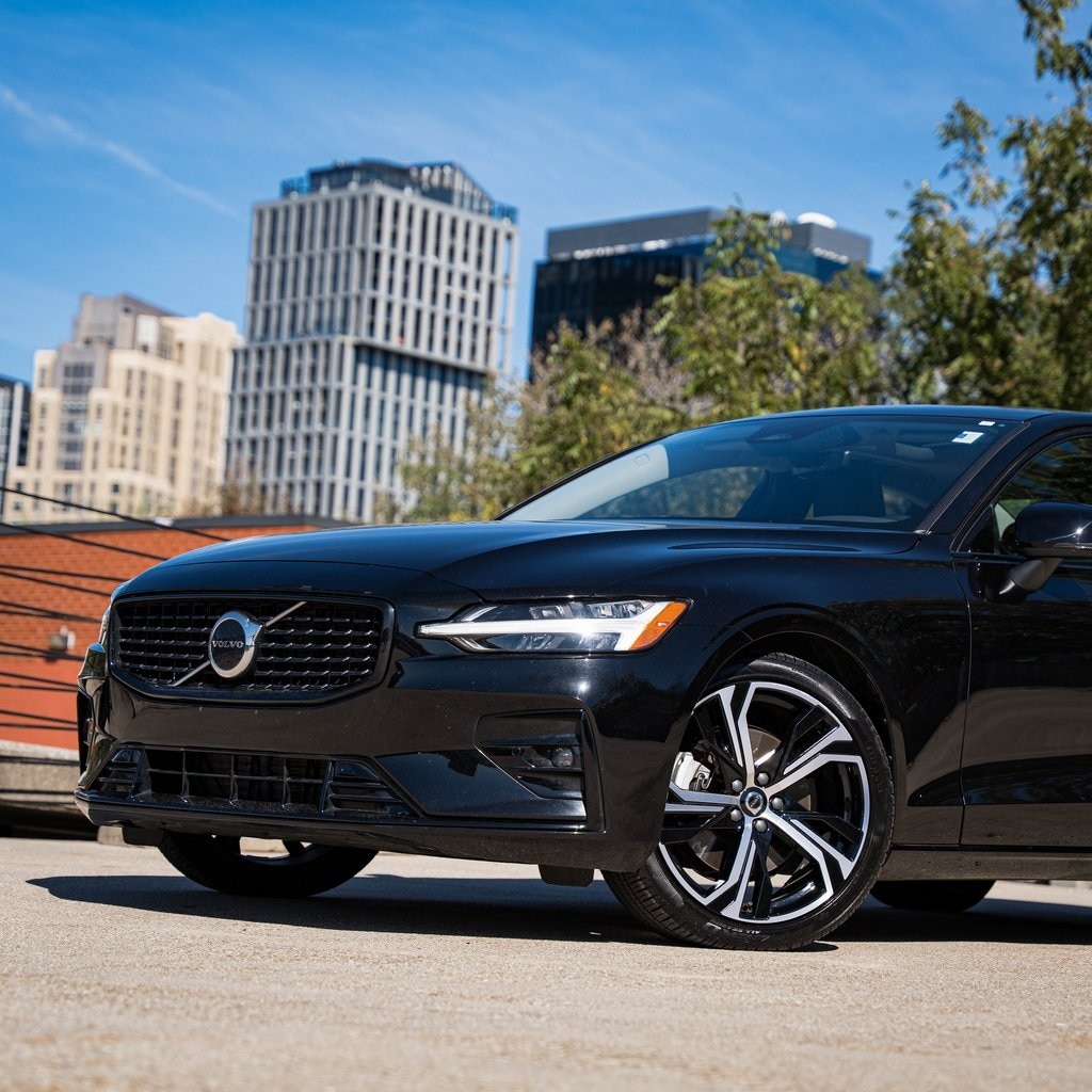 Certified 2024 Volvo S60 B5 Core Dark Theme Sedan