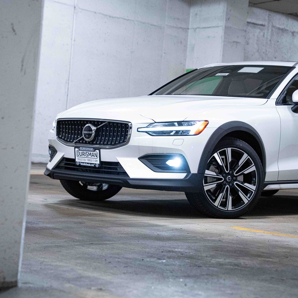 New Volvo V60 & V60 Cross Country For Sale in Frederick, MD