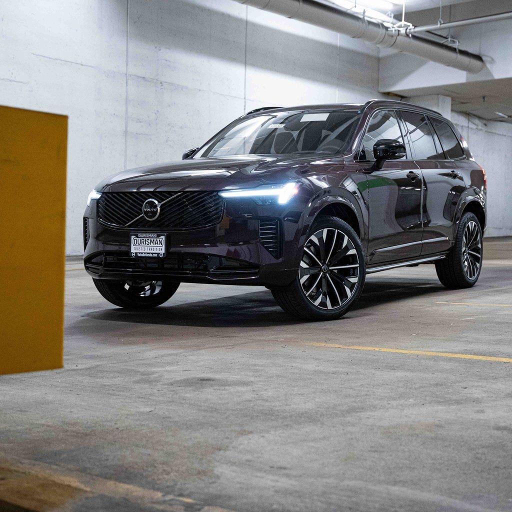 New 2026 Volvo XC90 B6 Ultra Dark Theme 7-Seater SUV