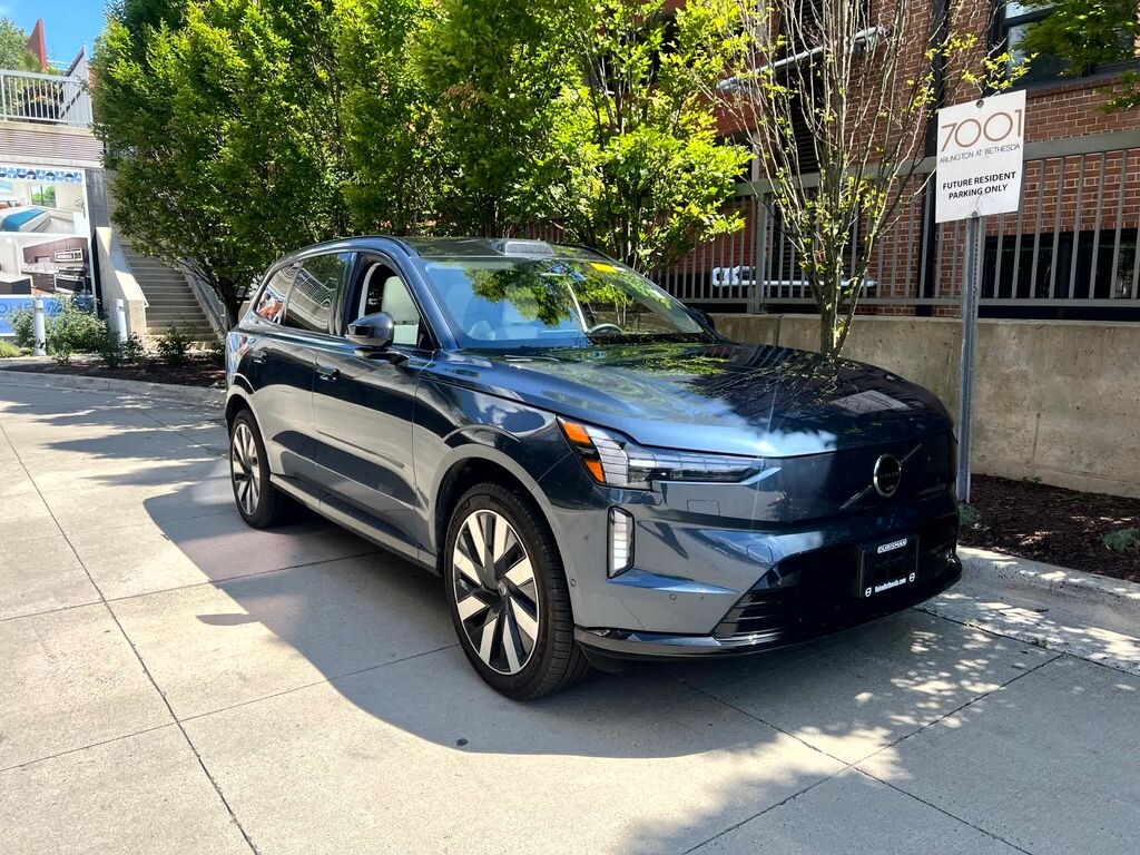 Certified 2025 Volvo EX90 Twin Motor Performance Plus SUV