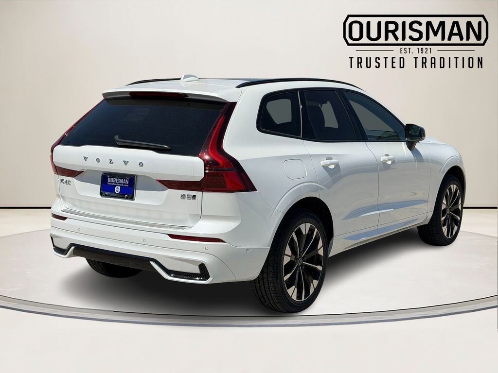 New 2026 Volvo XC60 B5 Plus SUV