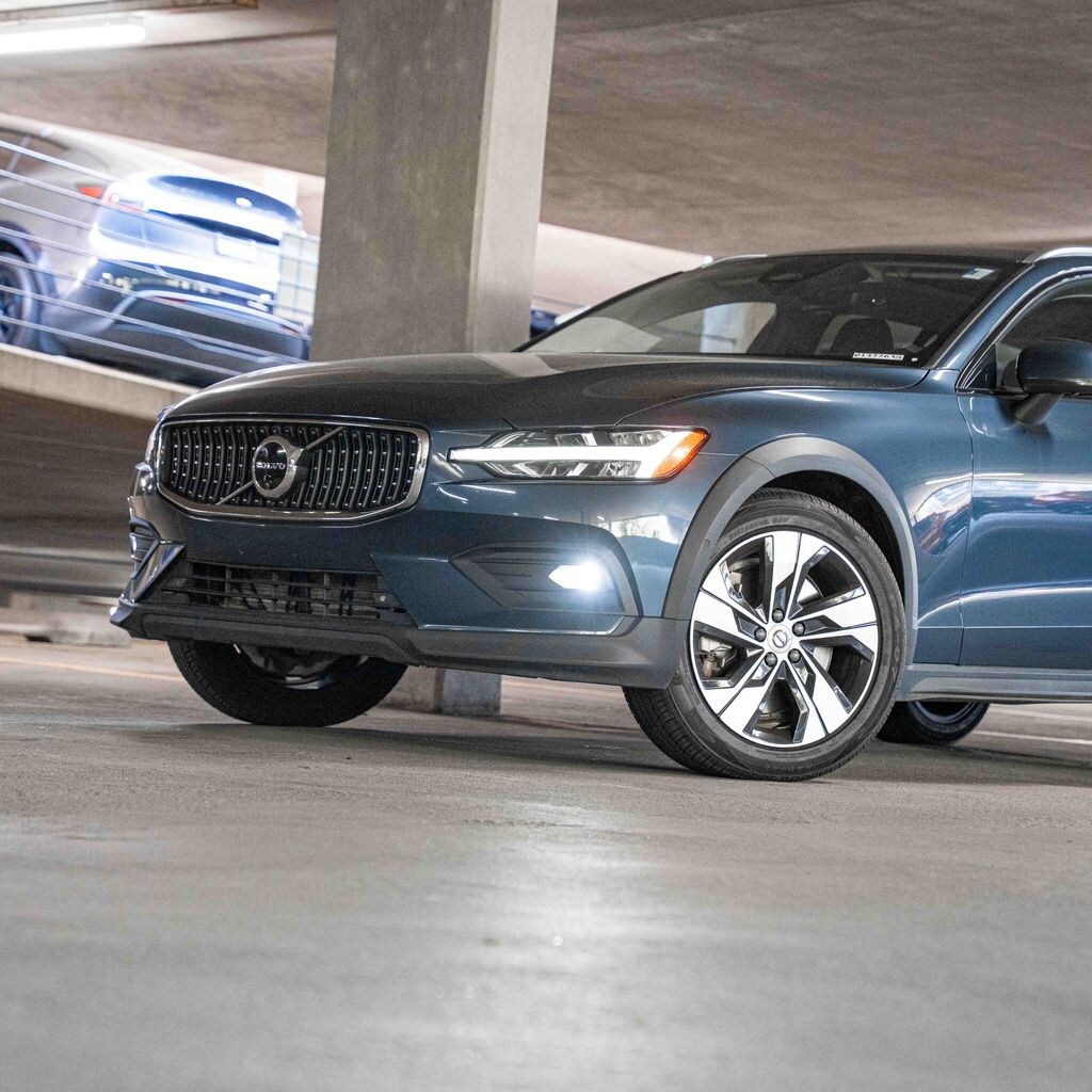 Used 2024 Volvo V60 Cross Country B5 Plus Wagon