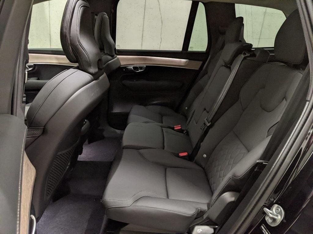 2026 Volvo XC90 Plus - Photo 23