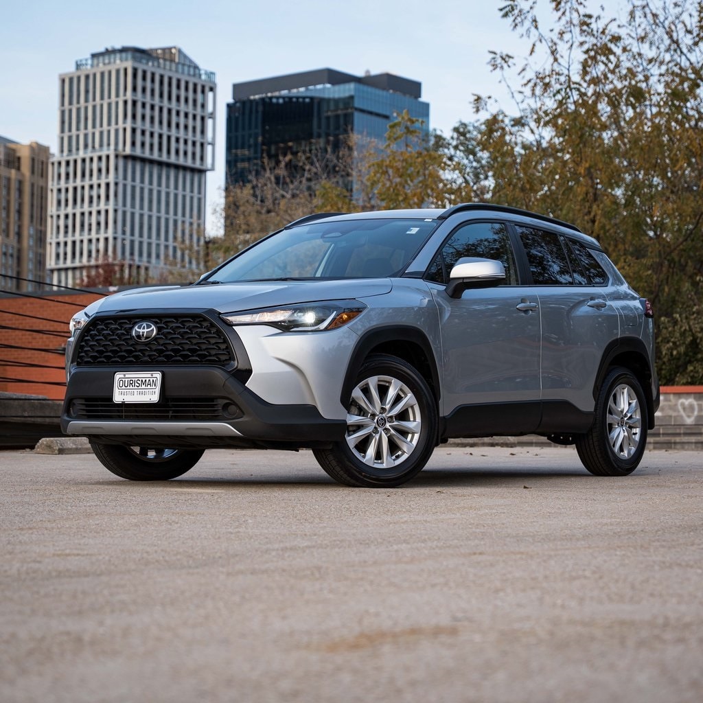 Used 2024 Toyota Corolla Cross LE SUV