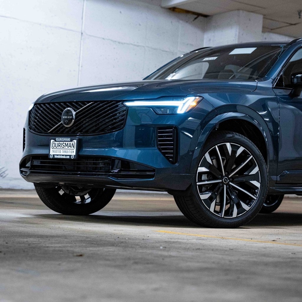 New 2026 Volvo XC90 B6 Ultra Dark Theme 7-Seater SUV