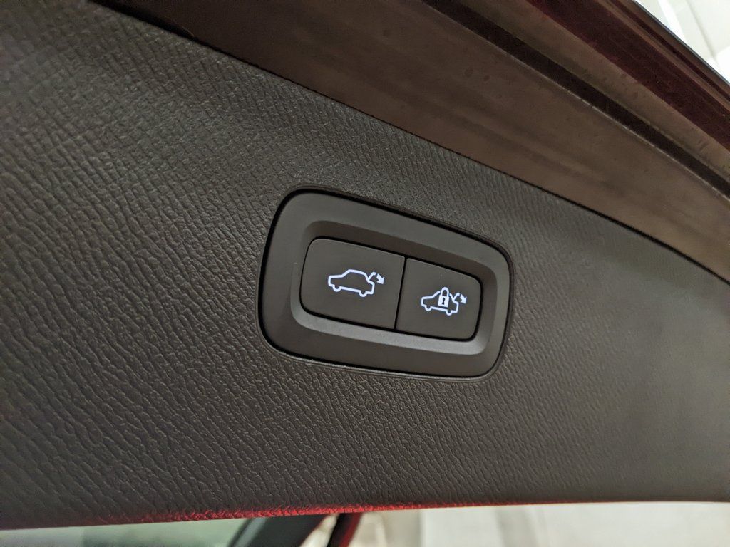 2026 Volvo XC90 Plus - Photo 29